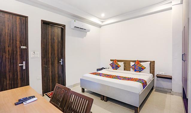 FabExpress Novel Suites, Dwarka, New Delhi: Reviews, Photos & Offers ...