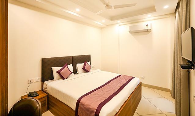 FabHotel La Paz Stay B&B, Malviya Nagar, New Delhi: Reviews, Photos ...