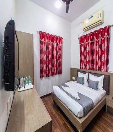 Hotels near Senses Hotel, Kolkata- Book Rooms from Rs.853