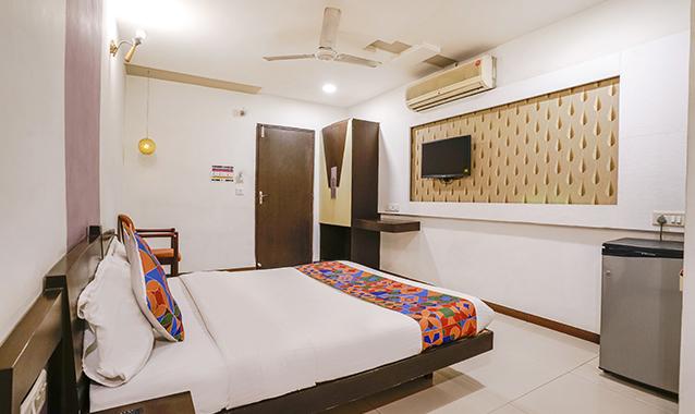 FabHotel Prime Riddhi Siddhi, Chani Jakatnaka, Vadodara: Reviews ...