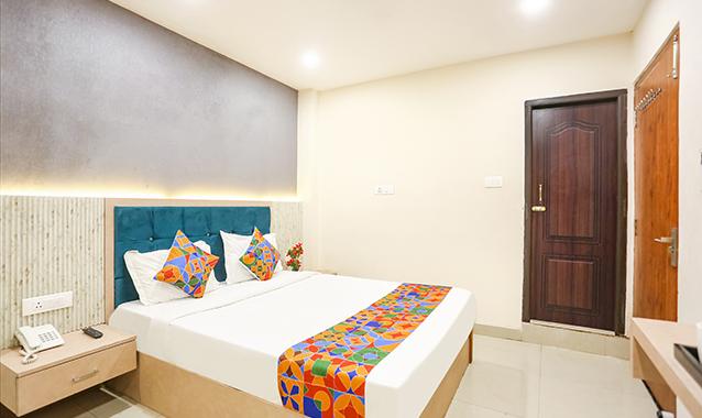 FabHotel Hari Kunj 900 m from Kashi Vishwanath Temple, Kashi Vishwanath ...