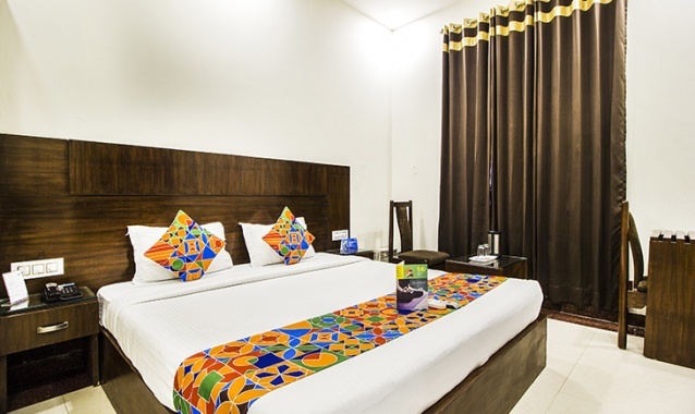 FabHotel Continental  Albert Road  Amritsar  Reviews  Photos