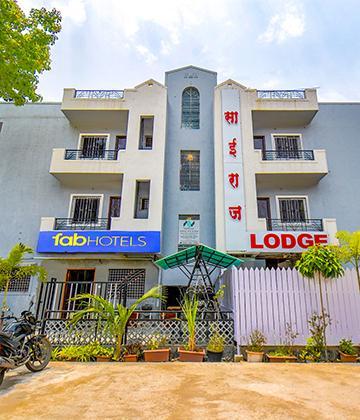 Hotels in Pune: Up to 60% off, Hotel Booking Starts @ Rs.900