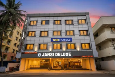 FabHotel Jansi Deluxe