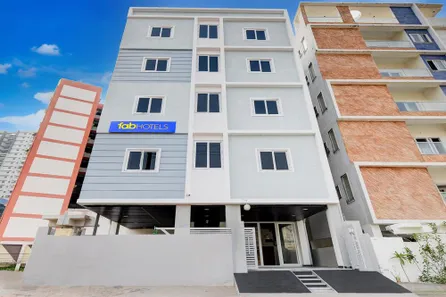 FabHotel High Rise Kokapet, Kokapet, Hyderabad: Reviews, Photos ...