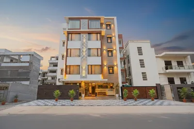 FabHotel Prime Golf Inn