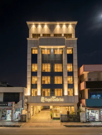 FabHotel Prime Royal Castle